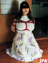 フリーグラドル・はちた、「グラビアン魂」で“縛りグラビア”　Kカップの豊満なボディで圧倒