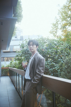 パク・ソジュン、フードカルチャー誌『RiCE』で“ウイスキー造り”への想い語る　海外俳優として初表紙