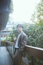 パク・ソジュン、フードカルチャー誌『RiCE』で“ウイスキー造り”への想い語る　海外俳優として初表紙