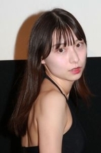 身長150cm、水着グラビア初挑戦の藤崎恋が『ミスアクション2026』審査員特別賞に輝く　「漫画を読んで学んだことをこれからも活かして精進していきます！」