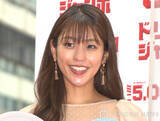 「岡副麻希、レーサーの夫＆2歳長女との家族3ショット公開「か、可愛い」「素敵な家族」　長女号泣の“想定外の事態”も」の画像1