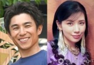 中尾明慶＆仲里依紗、12歳長男と“おそろいTシャツ”で家族3ショット「めっちゃ良い写真」「口元がめちゃくちゃパパ！」　仲の誕生日祝う様子を公開