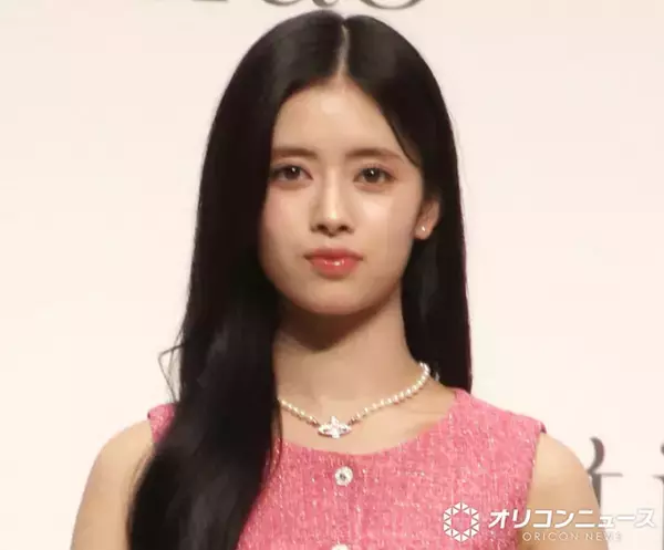 NiziU・RIMA、印象ガラリなイメチェン姿に絶賛の声　父・Zeebraも驚き「ママかと思った！すご」　母はモデル・中林美和