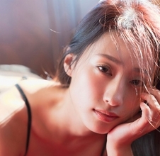 令和最強のメリハリボディ”澄田綾乃、女性美を究極に表現