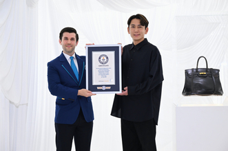 “14.7億円で落札”オリジナル・バーキン、ギネス世界記録に認定「オークションで落札された最も高価なハンドバッグ」