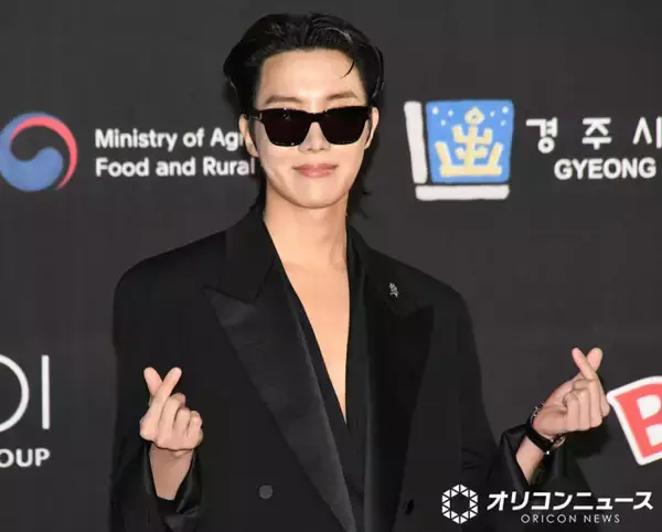 BTS・J-HOPE、メンバーとのオフショット多数公開　V＆JUNG KOOKの2ショットが話題「致死量すぎ」「かわいすぎて悶える」