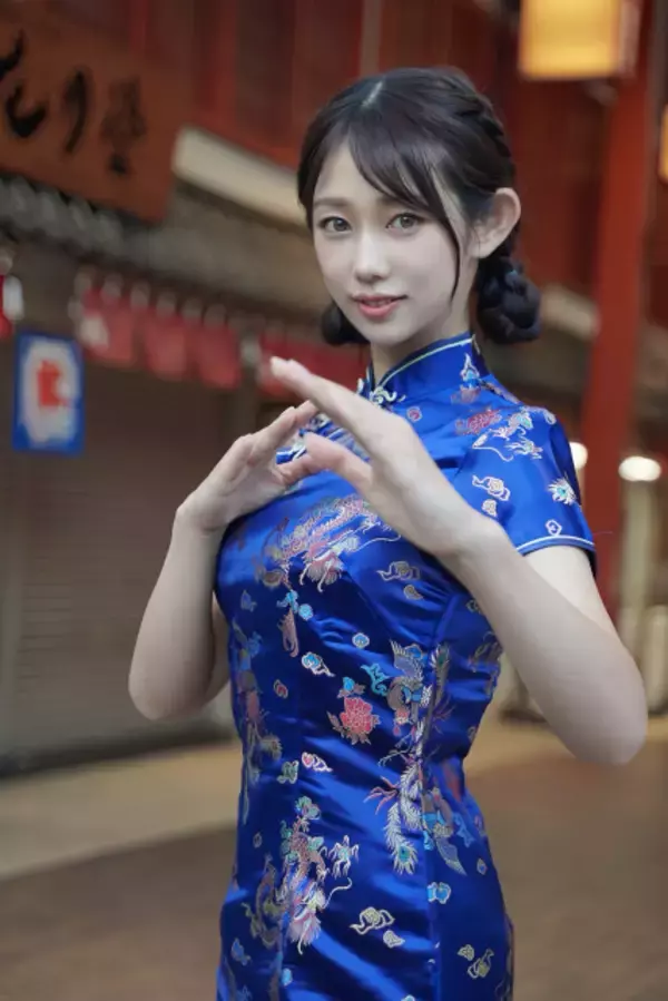 “リアル春麗”堀江聖夏アナ、チャイナドレス姿で見せた圧巻“ボディライン”に反響「スタイルめっちゃ良いね」「大きく綺麗。素敵やな」