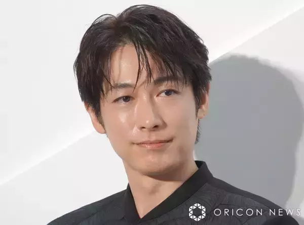 ディーン・フジオカ、“息子”との息の合ったダンス動画に反響「似すぎてませんか!?」「イケメン親子」「仲良しな姿が見られてうれしいです」「紫苑とパパ 可愛すぎる」