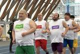 「体重300ポンド（136.08キロ）以上が出場資格のスポーツバトル　画力満点のド迫力…　テレ東で放送『THEヘビー』」の画像1