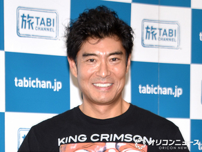 高嶋政宏、妻のシルビア・グラブが久々夫婦2ショット公開　密着した“ラブラブ”な姿に反響「顔が似てます」