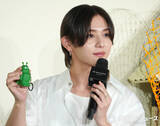 「山田涼介、宝箱からのサプライズに思わず笑み「アジアツアーに連れていきます」」の画像1