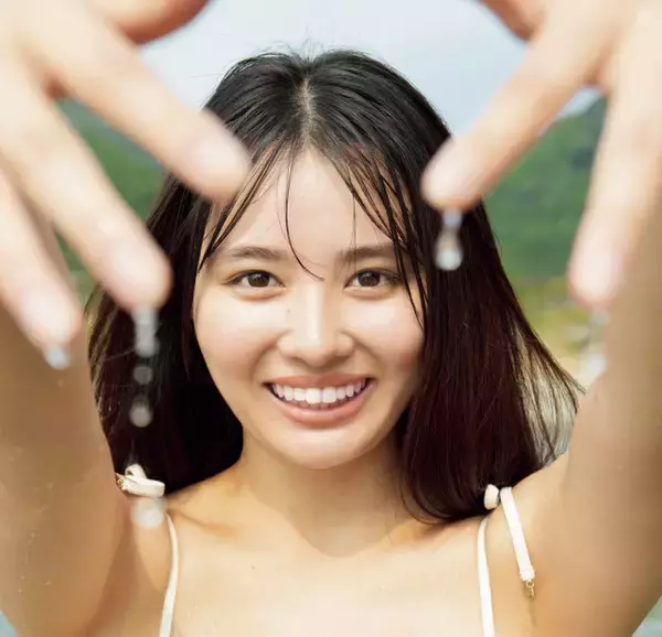 “グラビア界のラスボス”豊島心桜、破壊力バツグンボディで魅了