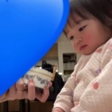 「心を鬼にし、卒業を決めました」2歳娘の相棒だった“おしゃぶり”にさよならを告げる儀式…宝箱にそっとしまう姿に「切ないけど可愛い儀式」