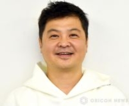 月亭方正、妻との“顔出し”2ショが話題「美人で可愛い」「相変わらずお綺麗」　58歳の誕生日を報告