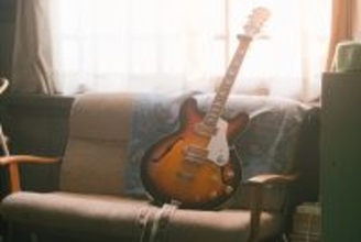 映画『君が最後に遺した歌』劇中でエピフォンのカジノ使用　公開記念でギタープレゼントや展示企画実施