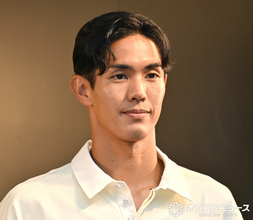 武藤嘉紀、等身大森保一監督像が「かわいい」　ポイントは下唇　岩渕真奈も絶賛