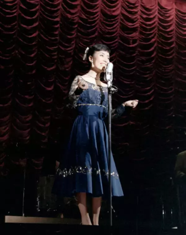 18歳の美空ひばりさんが歌う未発表曲「二人きりで」配信開始　MVも公開