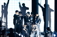 &TEAM、GRe4N BOYZ書き下ろし楽曲初披露　バスケットボール会場で圧巻ライブ