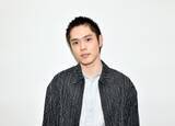 「細田佳央太、『ラヴィット！』生放送で“午前9時”から全力熱唱「グッバイ　君の～♪」　SNS反響「顔真っ赤っ赤にして可愛いじゃん」「細田くんの持ちネタに」」の画像1
