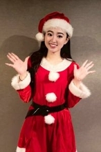 日本一の大学生「ミスユニバーシティ」2025ファイナリストらがクリスマスコスプレを披露「素敵なクリスマスを」