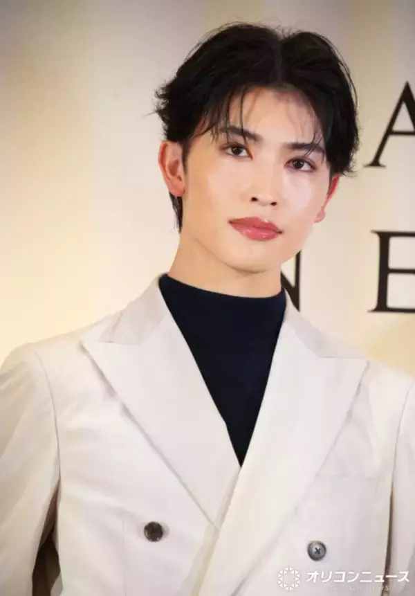 増子敦貴、アンミカをアシスト「緊張しました」　ギフト選びに苦戦「数学よりも難しい」