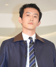 杉野遥亮、フォーマル×カジュアルのミックスコーデ着こなし「全部気に入ってます」