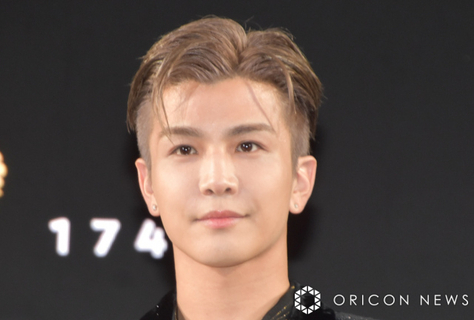 岩田剛典、寝起きかのような“すっぴん”姿にファン興奮「ちょっ。寝起きからのそれはあかん」「思わず声出た」