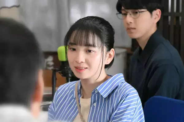 夜ドラ『ラジオスター』【第18話あらすじ】 カナデ（福地桃子）が記事に違和感…“被災地の救世主”のような書かれ方