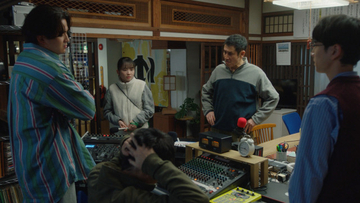 夜ドラ『ラジオスター』【第24話あらすじ】 ある日100万円が振り込まれる