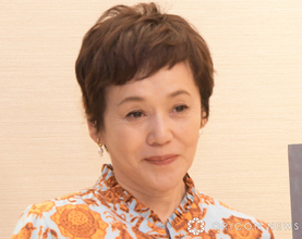 大竹しのぶ、盟友・中村勘三郎さんの命日に思い馳せる「13年が経ってしまったなんて」　勘三郎さんの孫・勘太郎との背比べ2ショットなど和やかな“偲ぶ会”の様子も紹介