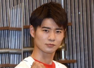 ボイメン・辻本達規「ごめんなさい!!折れました！」ギプス姿の写真公開　ファンはエール「絶対そこに体重かけないように気をつけて」