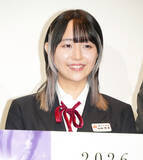 「声優・羊宮妃那、黒染めでイメチェン＆ミニスカ学生服の“やんちゃ”姿で登壇　堀江瞬「違和感ない」」の画像1