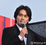 「【横浜国際映画祭】北村匠海、宮沢りえと華やかレッドカーペット「報われた気持ちに」」の画像1