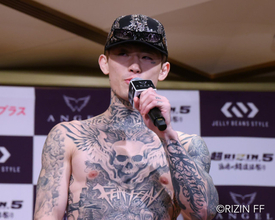 【超RIZIN.5】平本蓮、774日ぶり復帰戦で見事勝利！　強敵ダウトベックに殴り勝つ！
