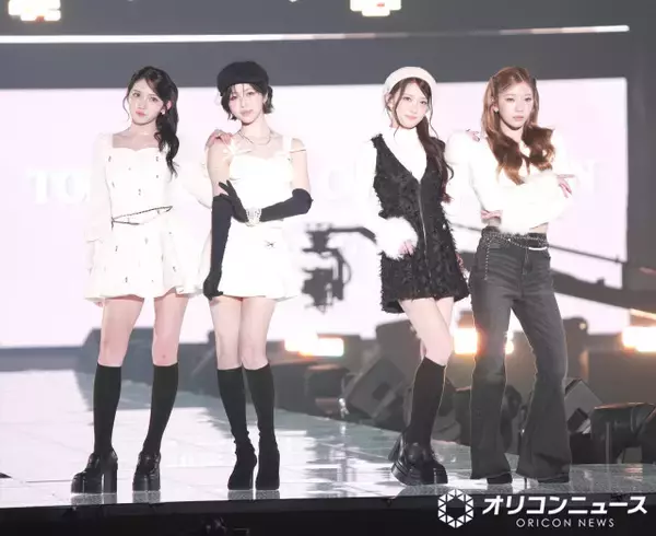 【TGC】IS:SUE、圧巻の“女神ビジュ”で降臨　「Super Luna」も披露