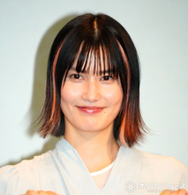 橋本愛、意外な一面が次々暴露される　比嘉愛未「やっぱりやばいやつかも！」