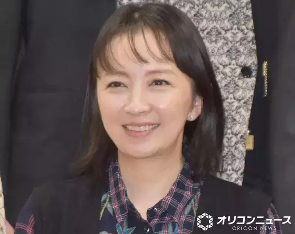高橋由美子、手編みのニットカーディガン披露し“プロ級”の腕前にファン絶賛「めちゃくちゃ大作」「え？これ編んだの???」「クオリティ高すぎ」