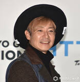 「つるの剛士、国産EV白バイで“ライダー”に変身　ノリノリでソルジェント光線を連発　ヒーローらしく法を遵守で4期にわたってゴールド免許」の画像1