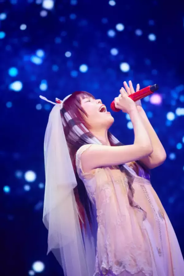 アイナ・ジ・エンド「2025年、革命を起こせました！」、年内最後のワンマンで熱いメッセージ　自身初のアジアツアー発表【セットリストあり】