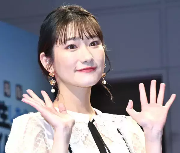 声優・岡咲美保「当時の私です」貴重な振袖ショット　「まさか拝めるなんて…！」「かわいすぎる〜」に反響