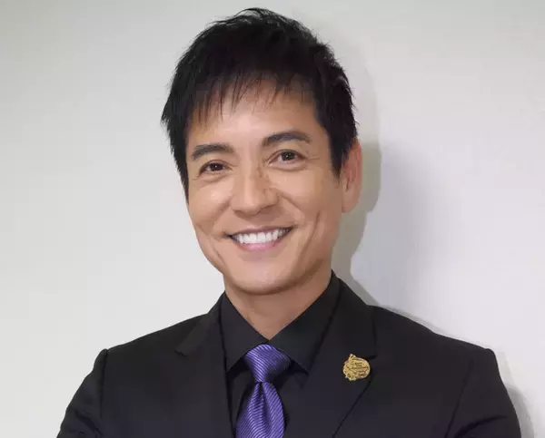 沢村一樹、“白髪交じり”の近影にファン衝撃「ロマンスグレ～ですな」「ダンディでステキ」