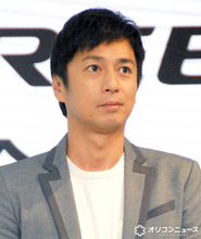 チュートリアル徳井義実、生放送で大先輩の前で“土下座”「目がバッキバキ」「泣いてたやん」…異例の大遅刻