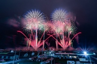 桑田佳祐の音楽×世界最高峰の花火、東北の夜空を彩る　約2万人が「明日へのマーチ」に酔いしれる