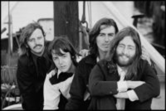 ザ・ビートルズ『アンソロジー』記念ポップアップが原宿に登場　限定グッズ＆最新作の先行販売も