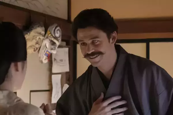 『ばけばけ』パーティーの様子が新聞で連載され…　第77回場面カット