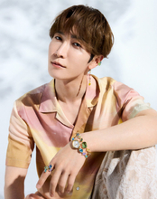 渡辺翔太、Swarovski夏の新ビジュアルで洗練された印象を演出　カラフルなジュエリーとウォッチを身に着ける