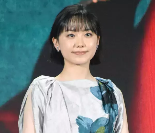 芦田愛菜『薬屋のひとりごと』猫猫姿にネットざわつく「目元が気になる！」