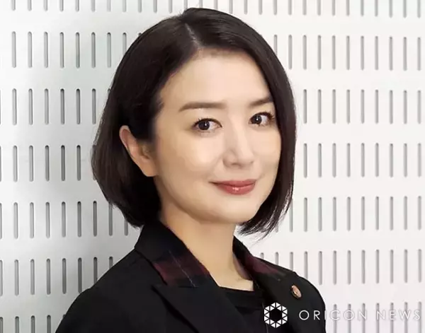 鈴木京香、“息子”との2ショットに反響「親子で素敵なツーショット」「本当にお綺麗」