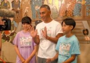 市川團十郎、ぼたん＆新之助との『24時間テレビ』出演裏側に密着