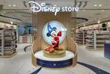 「「ディズニーストア」新店舗、京都にオープン　“和”空間＆「牛若丸」「弁慶」扮した限定グッズも」の画像1